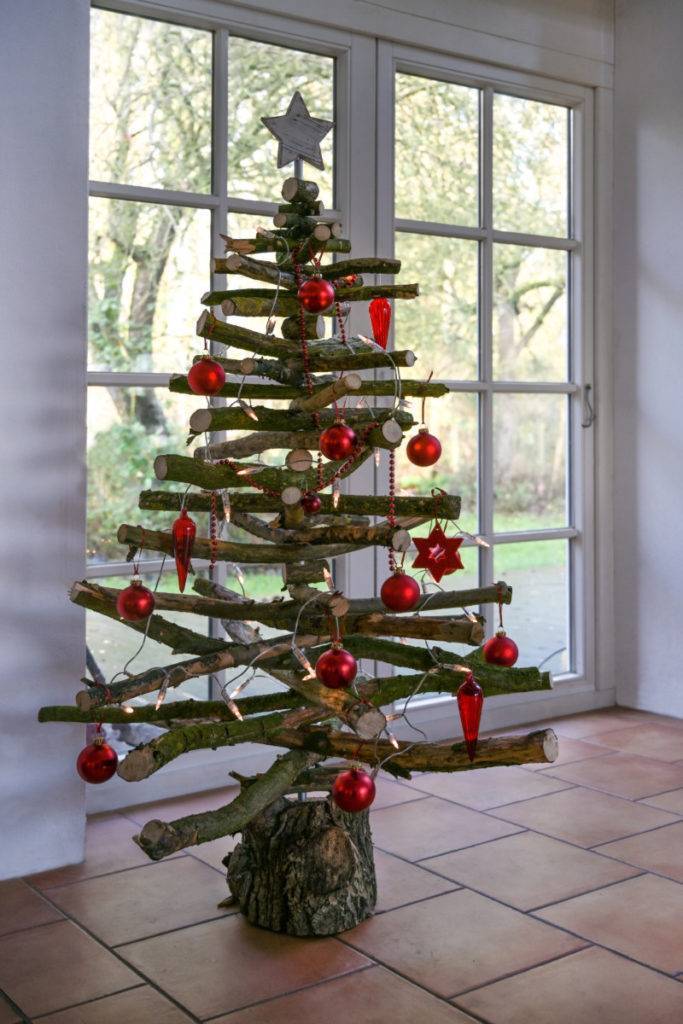 Vianočný stromček z konárov