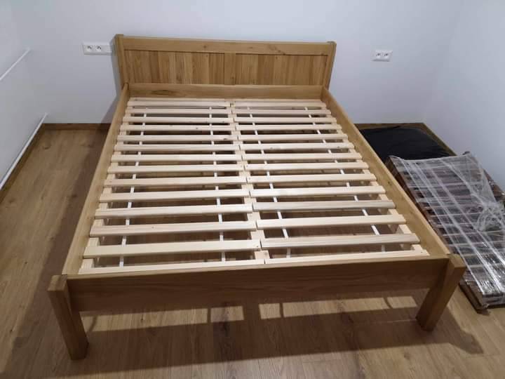 Dubová posteľ 