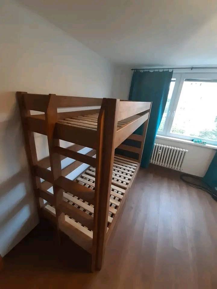 Poschodová posteľ 