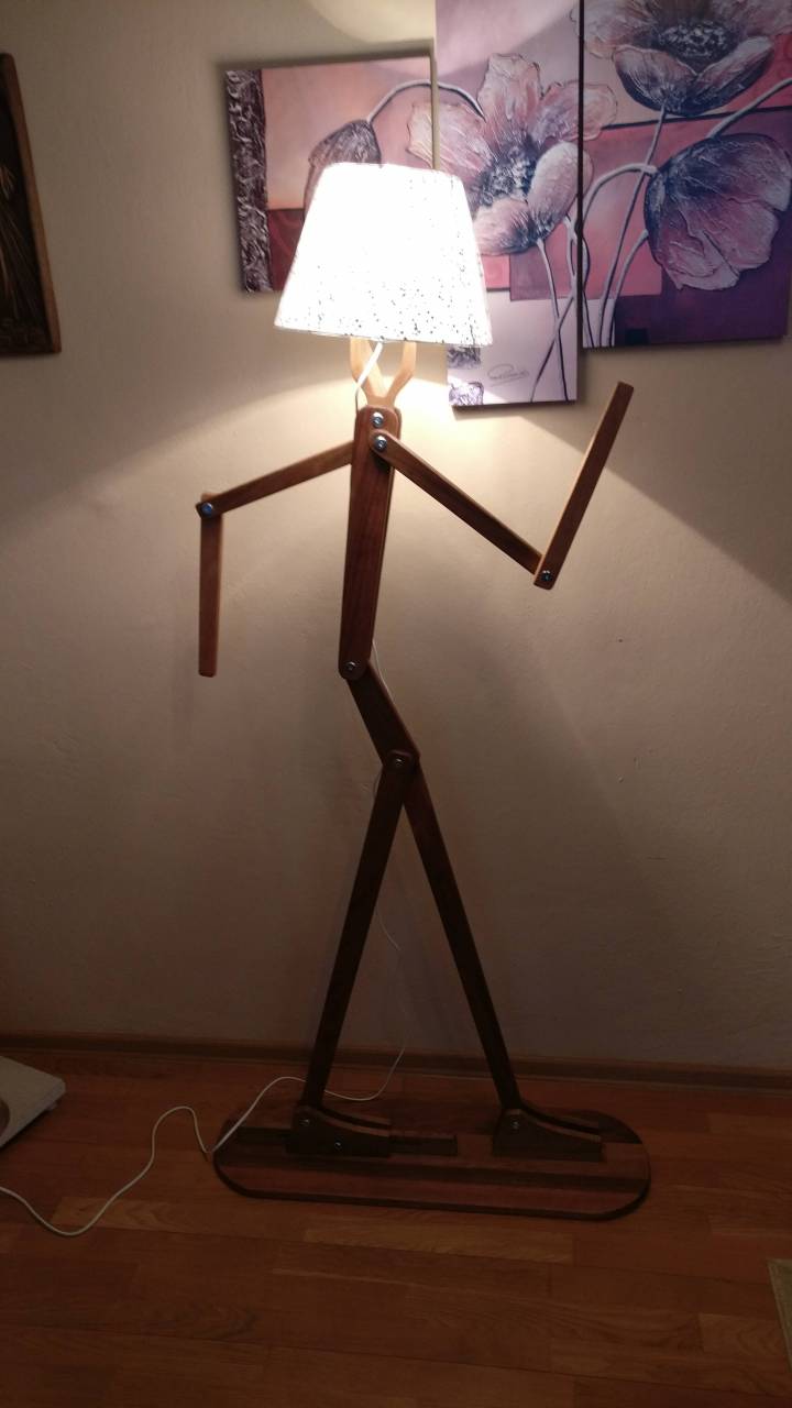 Dizajnova lampa Panak