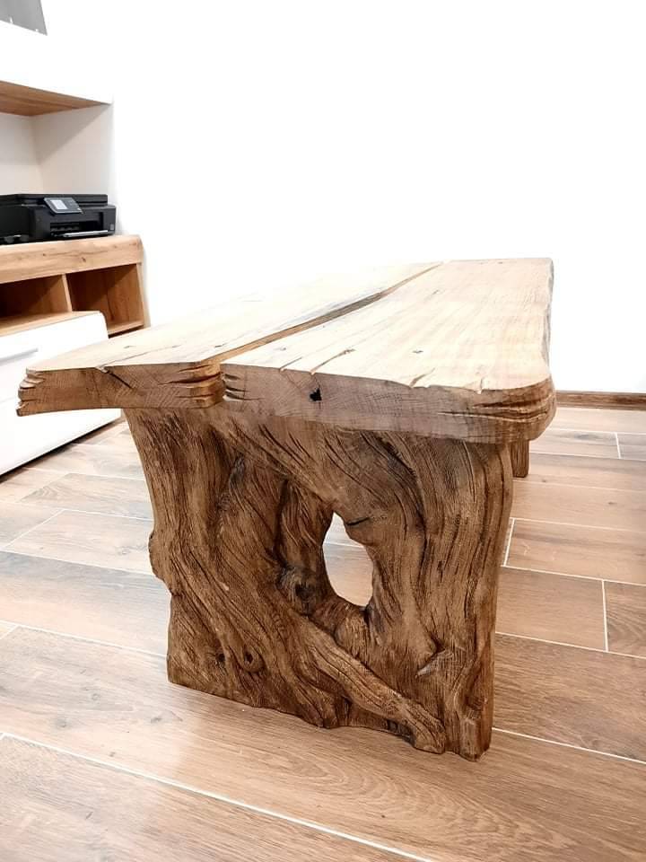 Konferenčné stolíky z drevorezbou