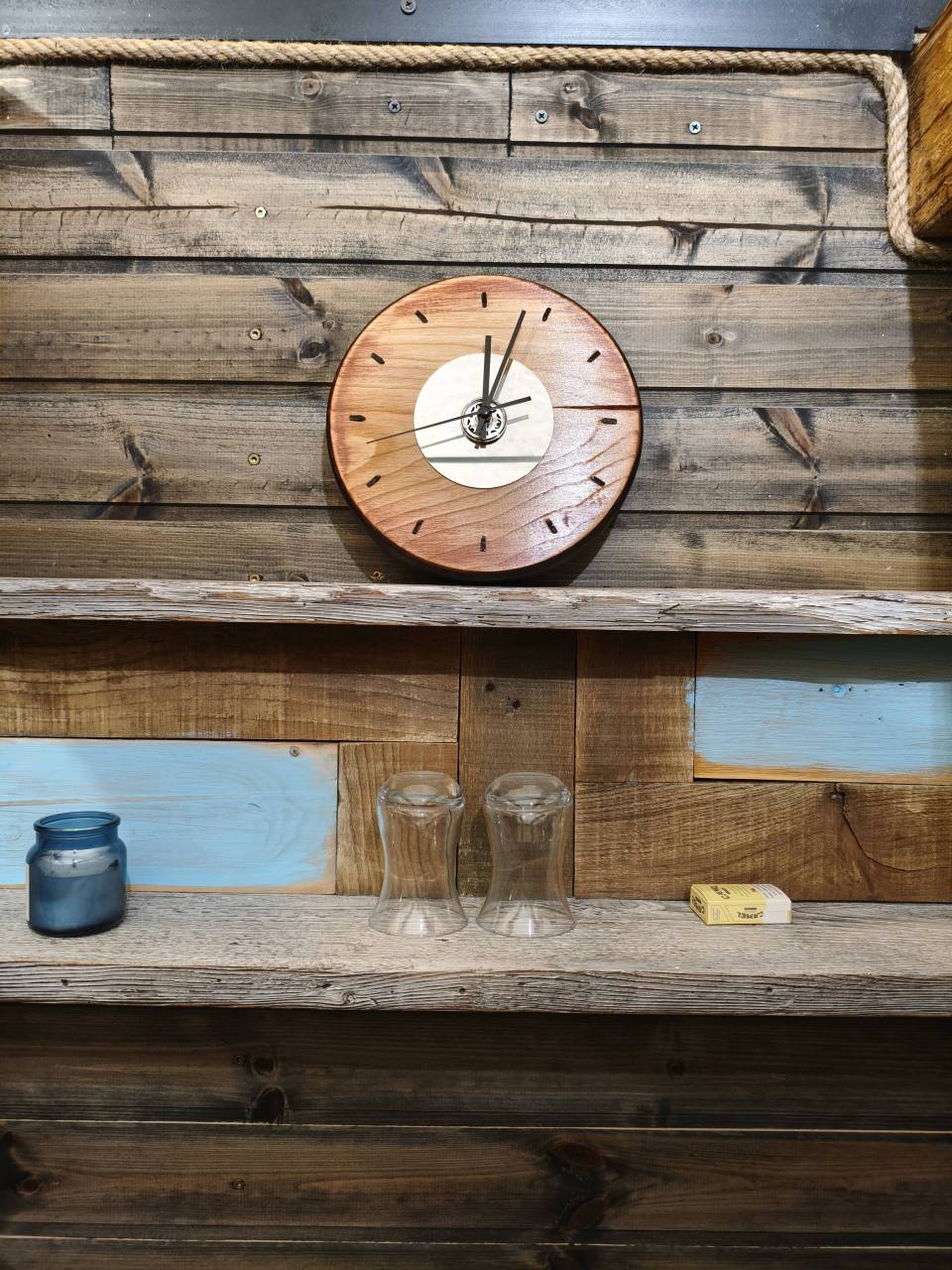 Hodinky nástenné okrúhle