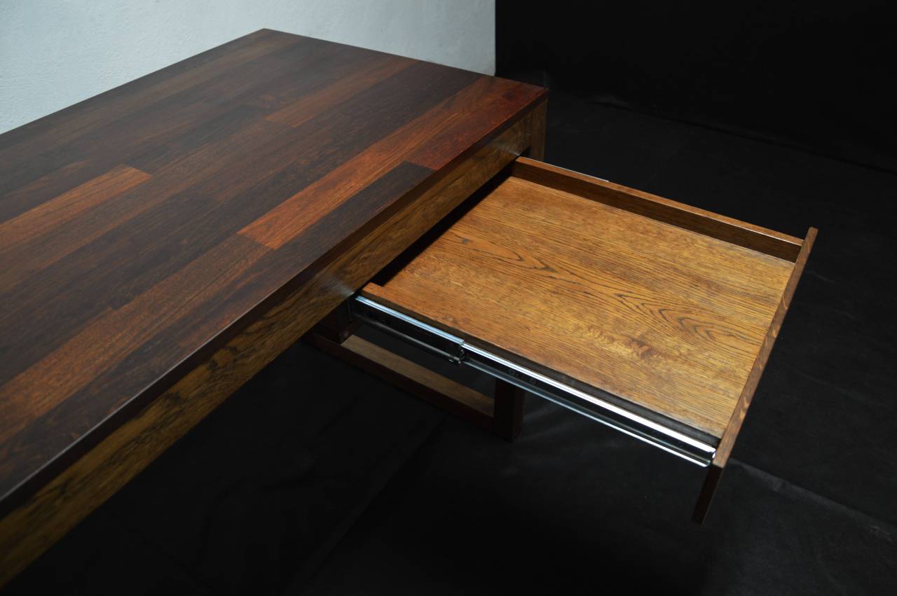 Dubový pracovný stôl